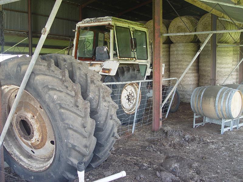 ghinni 049-winery-hayshed.jpg